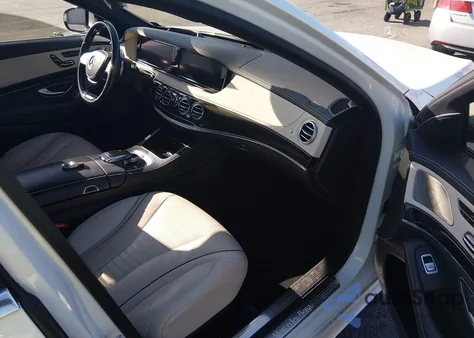 2016 Mercedes-Benz S 550 z USA, uszkodzony, nr VIN WDDUG8CB9GA212589